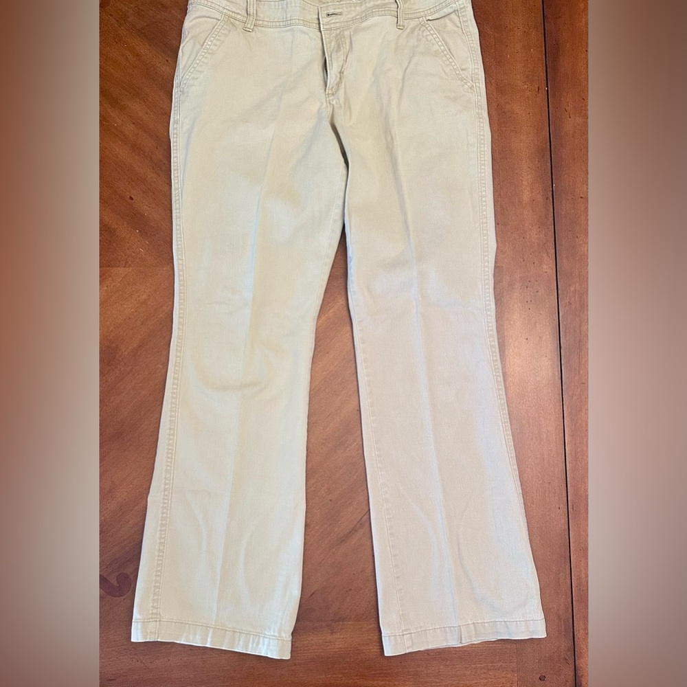 Old Navy Diva khaki pants